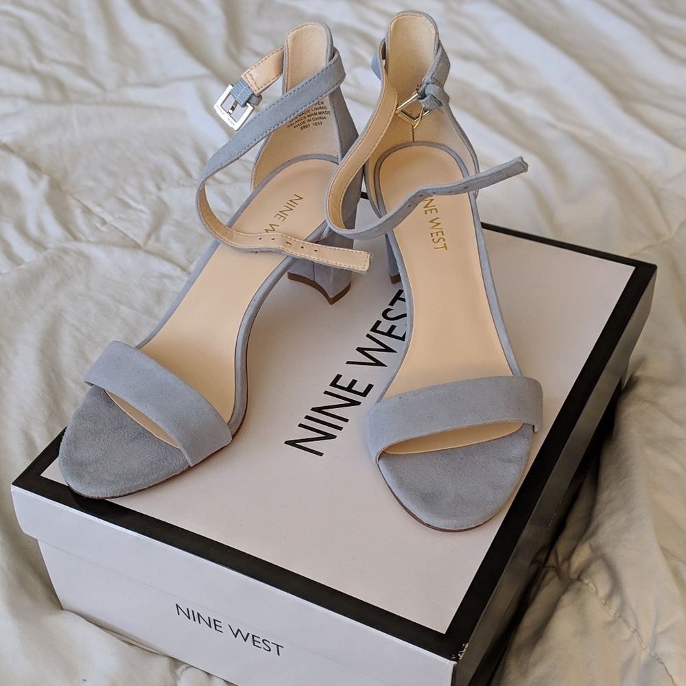 BRAND NEW Nine West light blue sandals